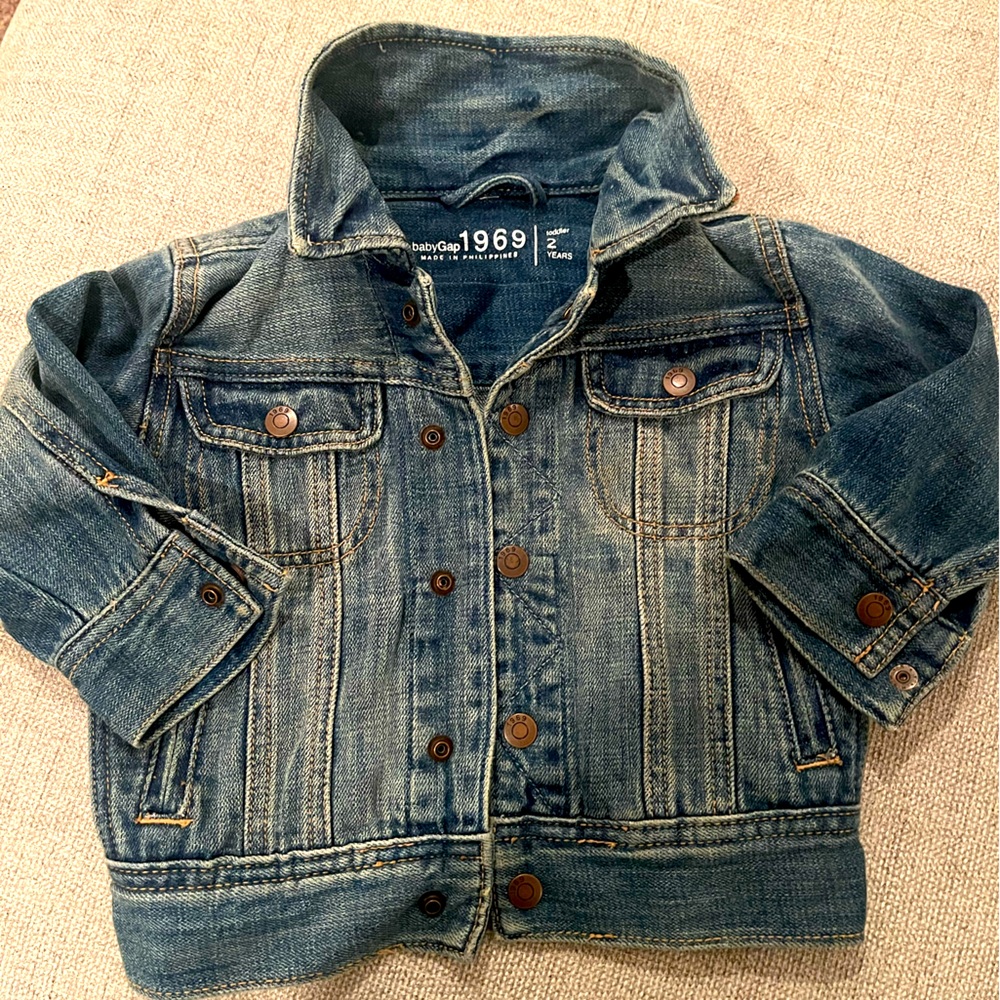Gap Kids 2T jean jacket boys EUC